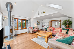 Lounge- click for photo gallery
